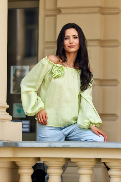 Marisol - bluzka hiszpanka z ozdobną różą przy dekolcie